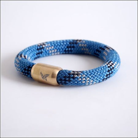צמיד מחבל טיפוס ממוחזר - כחול לבן